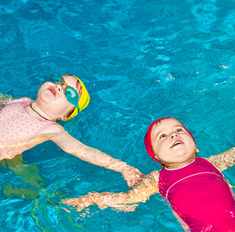 TODDLER SWIMMING BUTTON